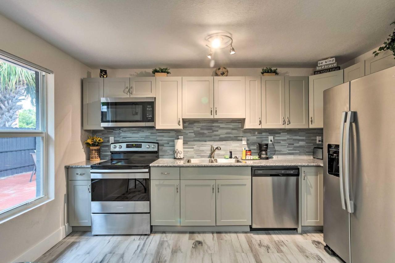 Inviting Apartment Less Than 2 Mi To Riviera Beach! 西棕榈滩 外观 照片