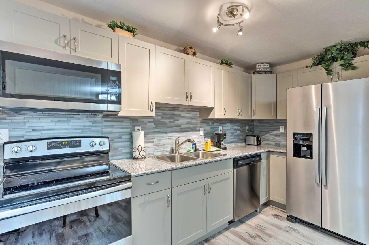 Inviting Apartment Less Than 2 Mi To Riviera Beach! 西棕榈滩 外观 照片